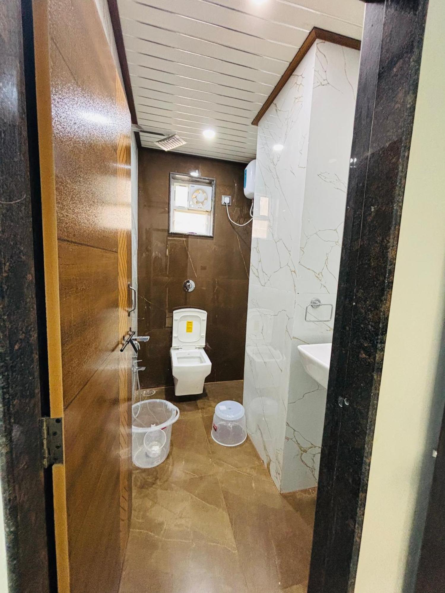 Hotel Sky City Nagpur Bagian luar foto