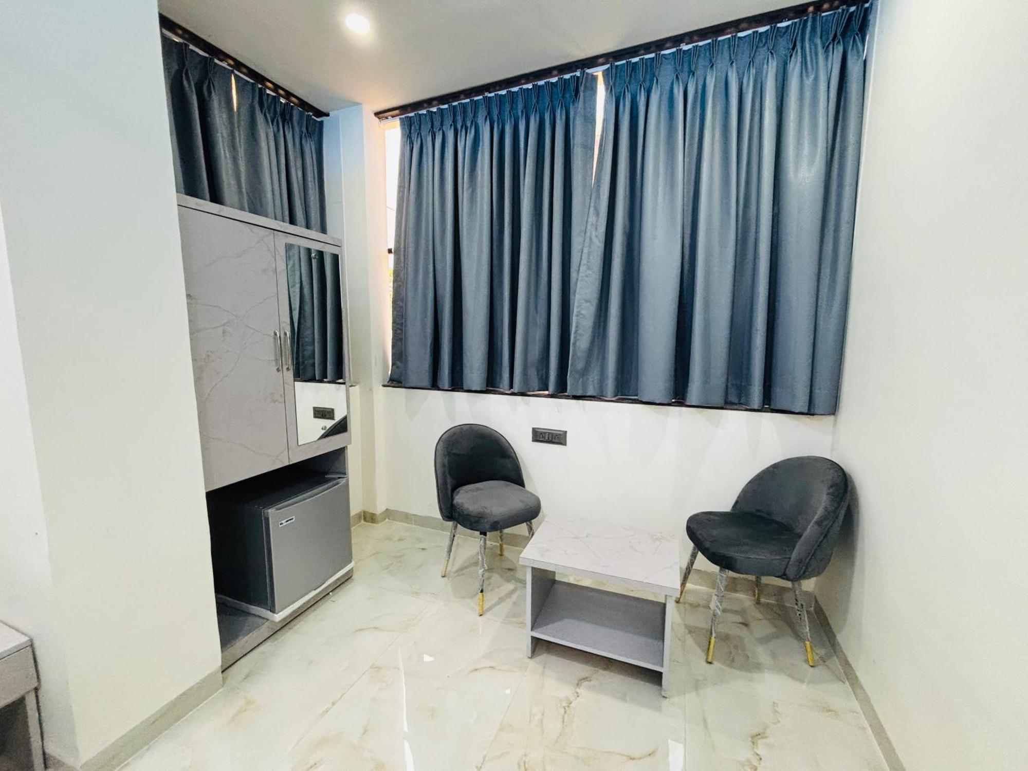 Hotel Sky City Nagpur Bagian luar foto