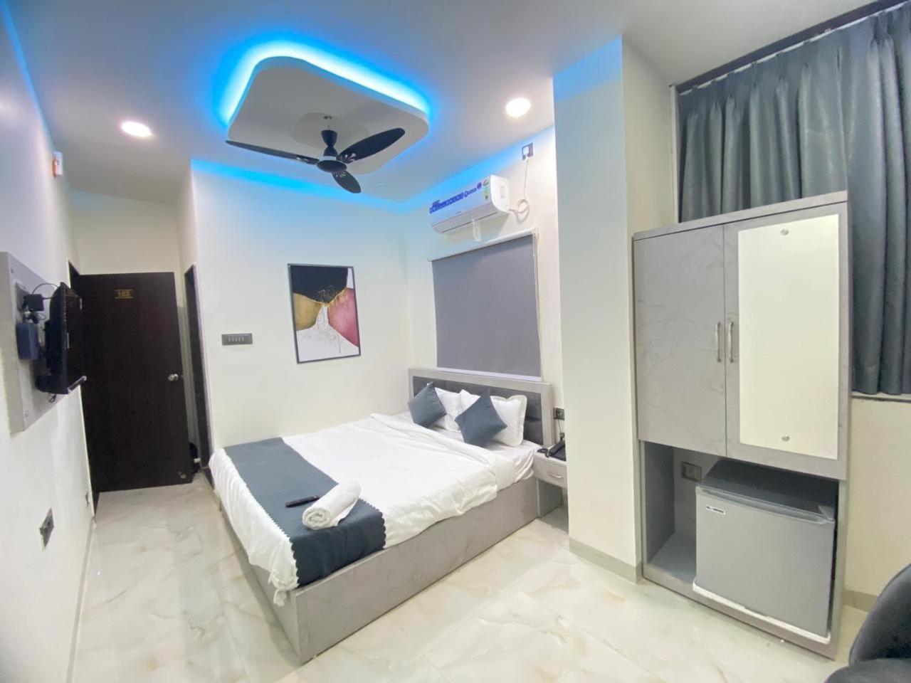 Hotel Sky City Nagpur Bagian luar foto