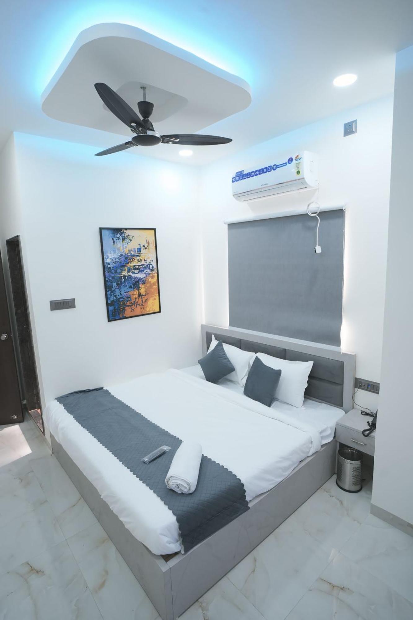 Hotel Sky City Nagpur Bagian luar foto
